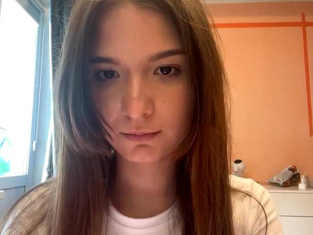LydiaChey live cam on BongaCams