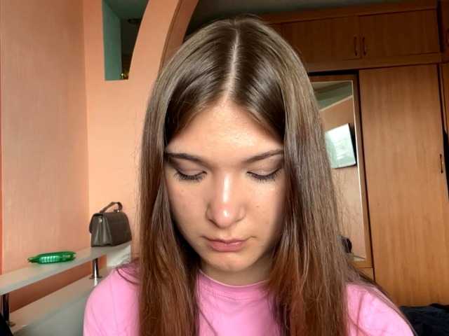 LydiaChey live cam on BongaCams