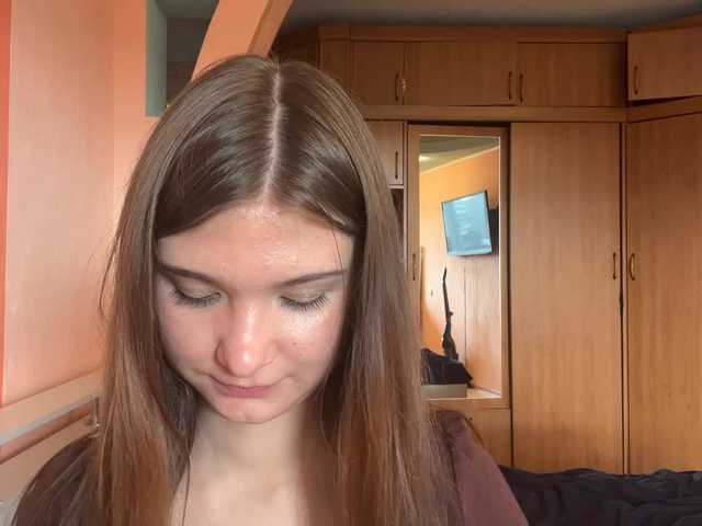 LydiaChey live cam on BongaCams
