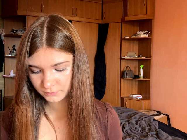LydiaChey live cam on BongaCams