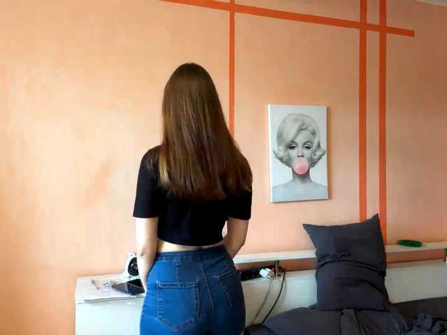 LydiaChey live cam on BongaCams