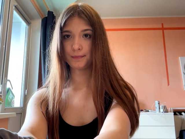 LydiaChey live cam on BongaCams