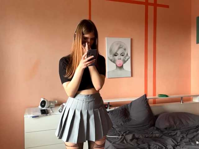 LydiaChey live cam on BongaCams