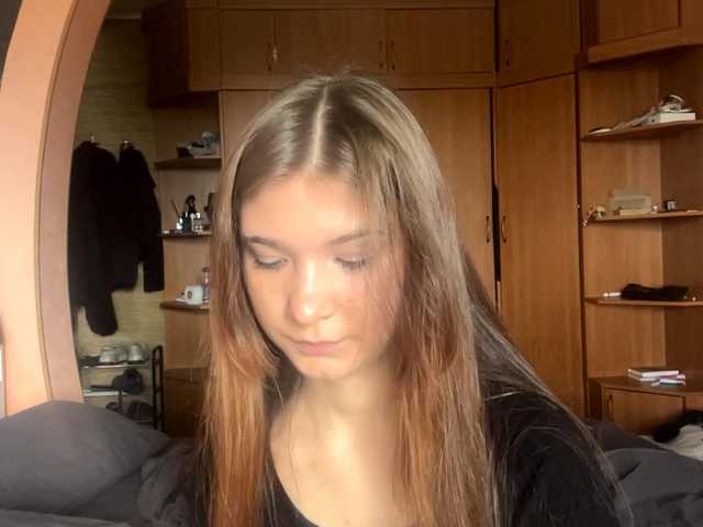 LydiaChey live cam on BongaCams