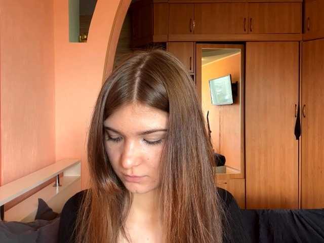 LydiaChey live cam on BongaCams