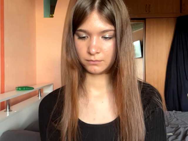 LydiaChey live webcam show