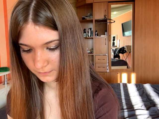 LydiaChey live cam on BongaCams