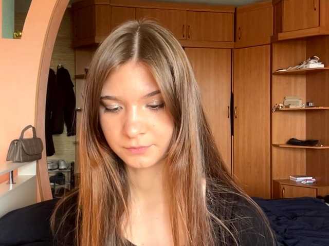 LydiaChey live cam on BongaCams