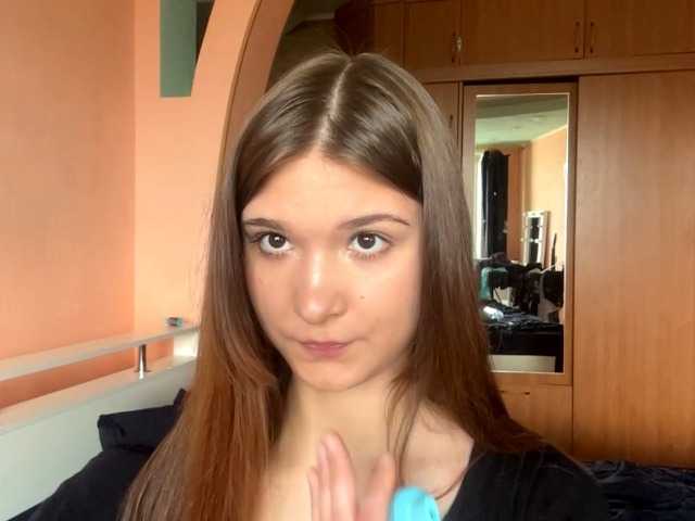 LydiaChey live cam on BongaCams