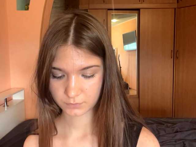 LydiaChey live cam on BongaCams