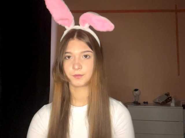 LydiaChey live cam on BongaCams