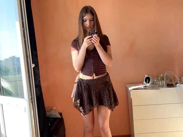 LydiaChey live cam on BongaCams