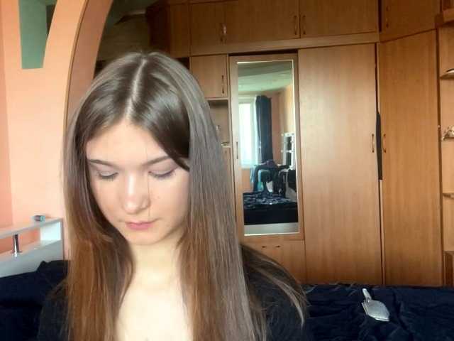 LydiaChey live cam on BongaCams
