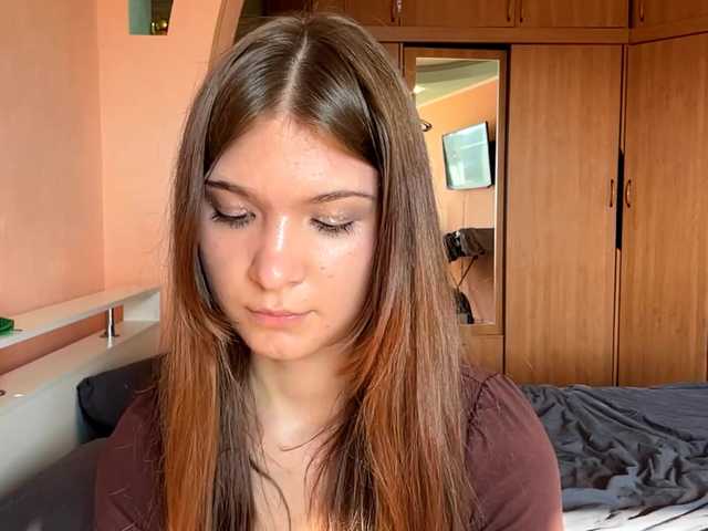 LydiaChey live webcam show