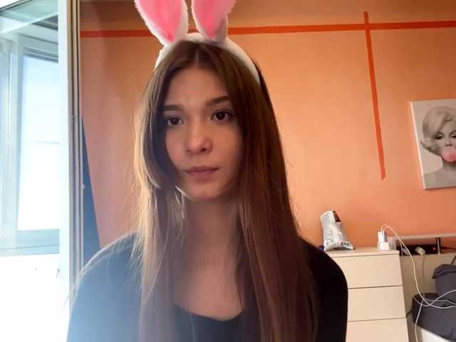 LydiaChey live cam on BongaCams