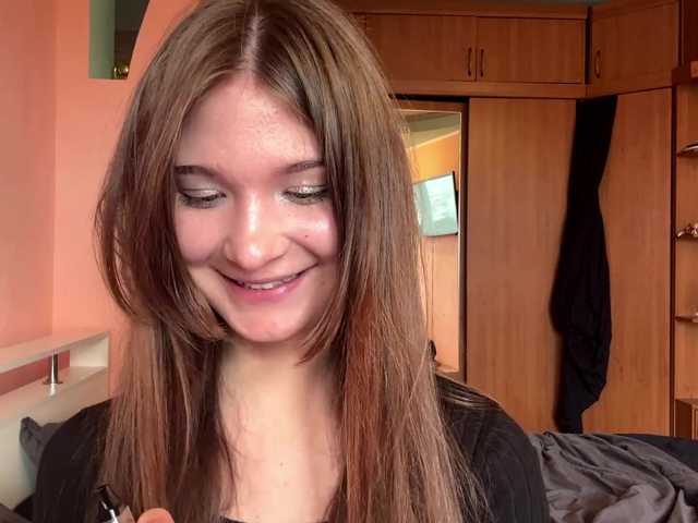 LydiaChey live cam on BongaCams