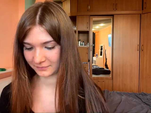 LydiaChey live webcam show