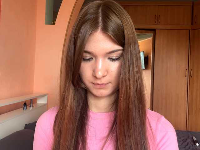LydiaChey live cam on BongaCams