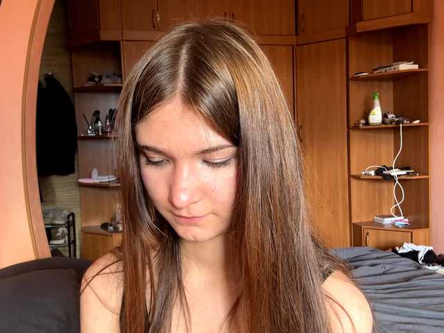 LydiaChey live cam on BongaCams