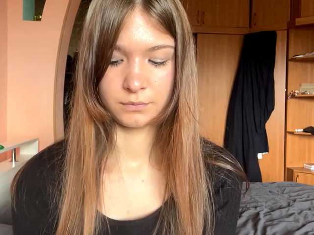 LydiaChey live webcam show
