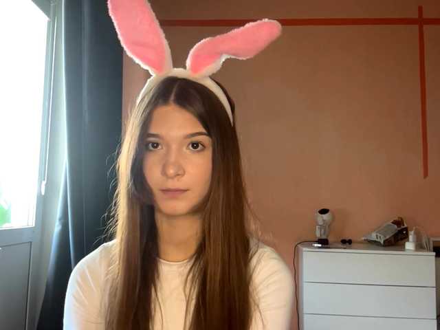 LydiaChey live cam on BongaCams