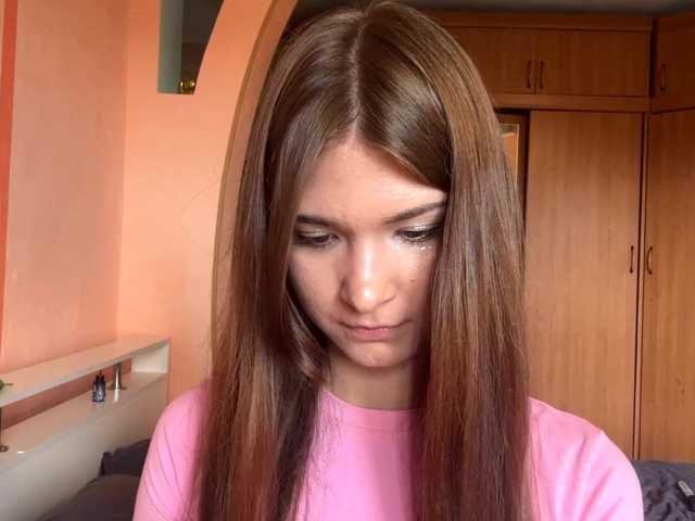 LydiaChey live cam on BongaCams