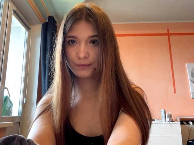 LydiaChey live cam on BongaCams