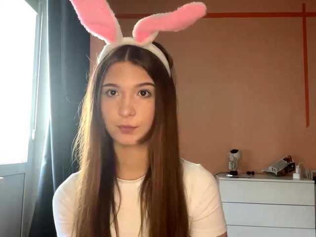 LydiaChey live cam on BongaCams