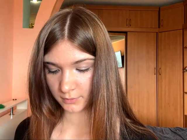 LydiaChey live cam on BongaCams