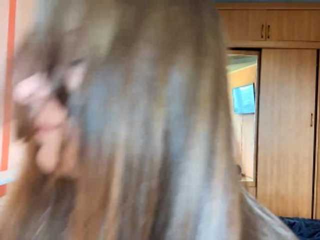 LydiaChey live cam on BongaCams
