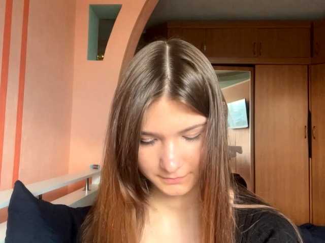 LydiaChey live cam on BongaCams