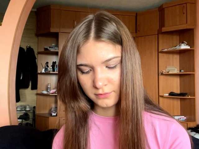 LydiaChey live cam on BongaCams