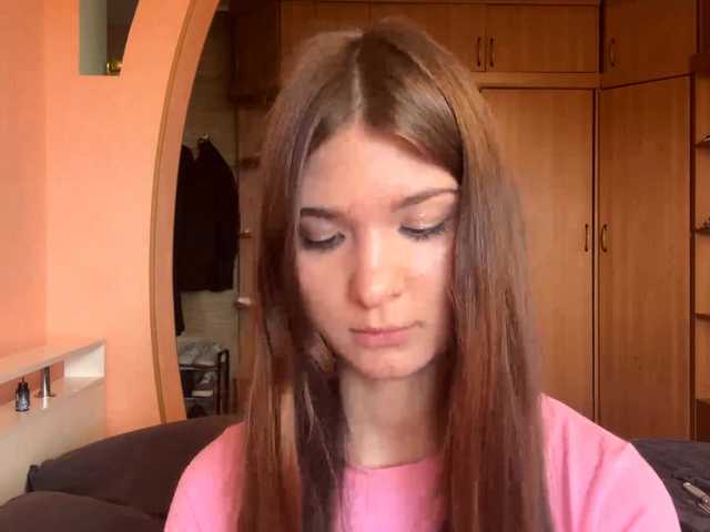 LydiaChey live cam on BongaCams