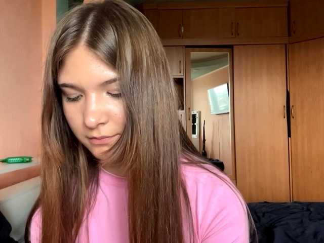 LydiaChey live cam on BongaCams