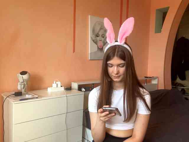 LydiaChey webcam