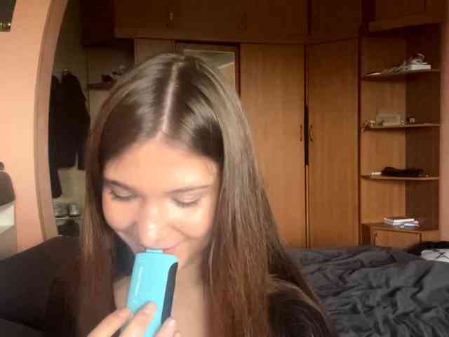 LydiaChey webcam