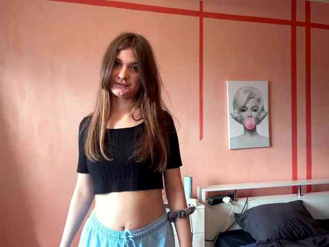 LydiaChey webcam