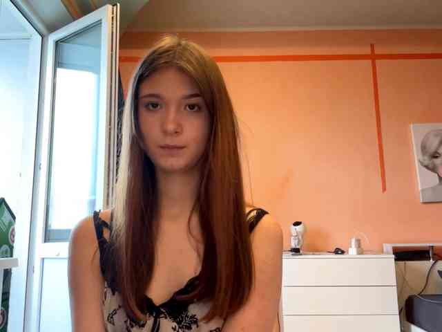 LydiaChey webcam
