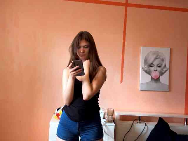 LydiaChey webcam