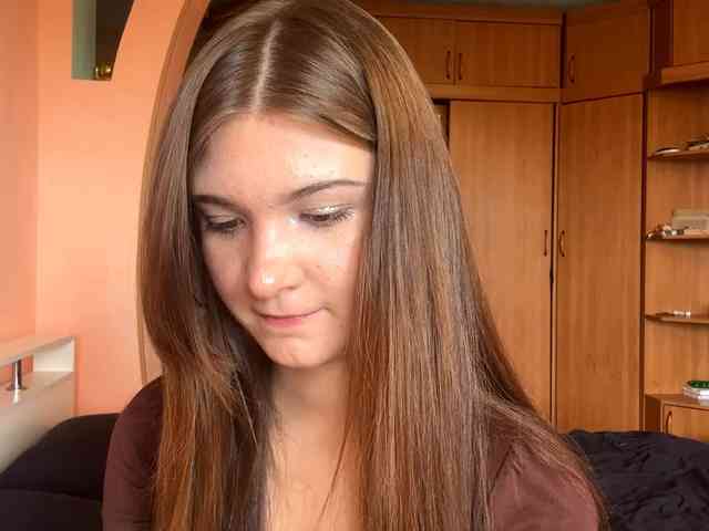 LydiaChey webcam