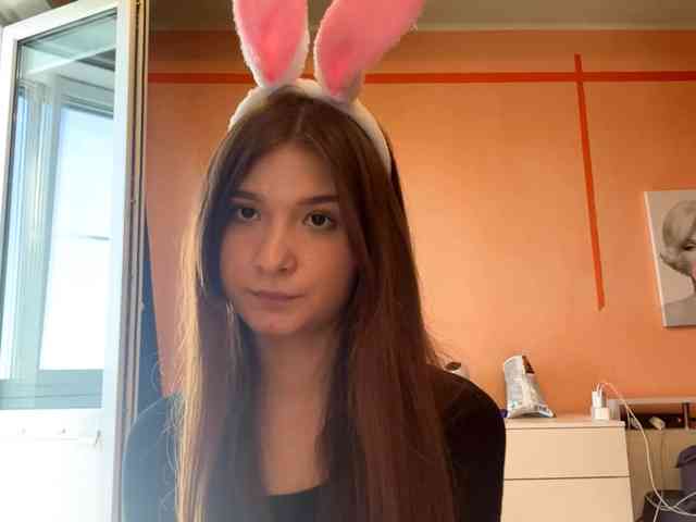 LydiaChey webcam
