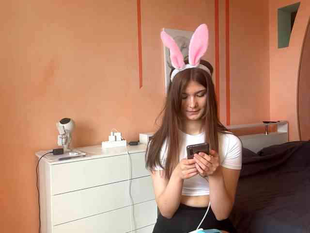 LydiaChey webcam
