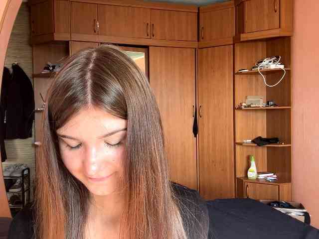 LydiaChey webcam
