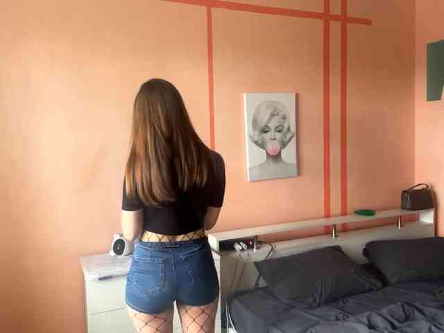 LydiaChey webcam