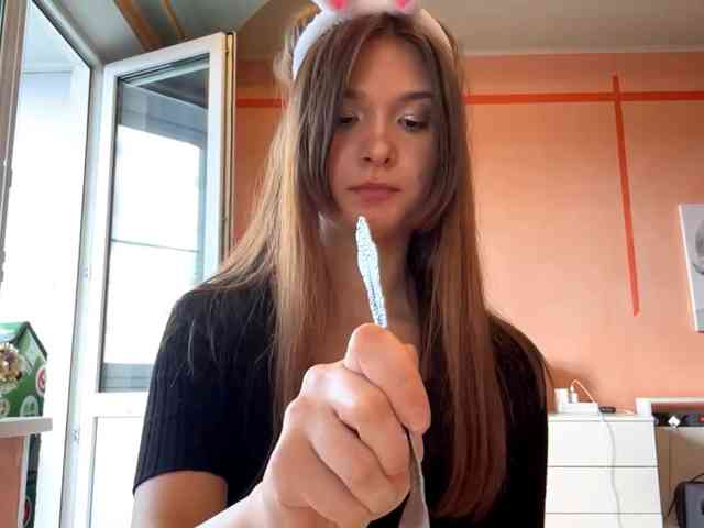 LydiaChey webcam