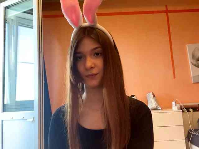 LydiaChey webcam