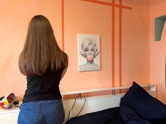 LydiaChey webcam