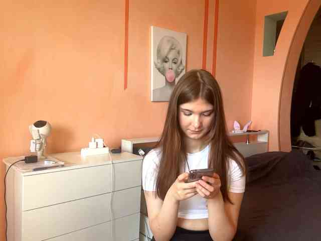 LydiaChey webcam