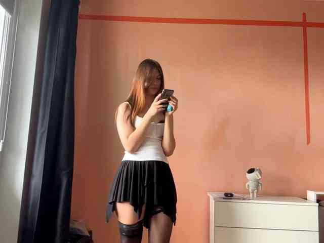 LydiaChey webcam