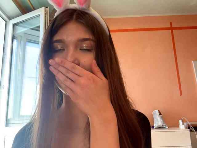 LydiaChey webcam